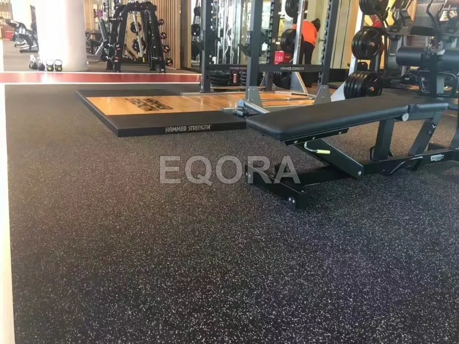 Резиновые рулонные покрытия для спортивных залов из крошки в Югорске